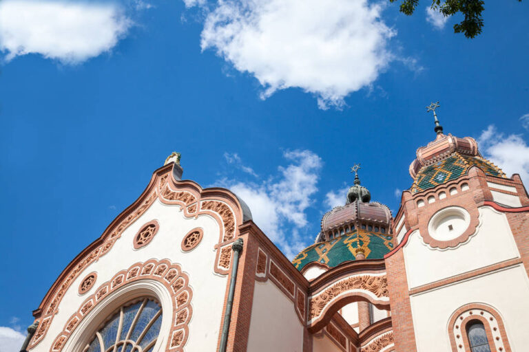 Dan zaljubljenih u Subotičkoj sinagogi: Romantično muzičko veče uz Vargu Ivána i prijatelje