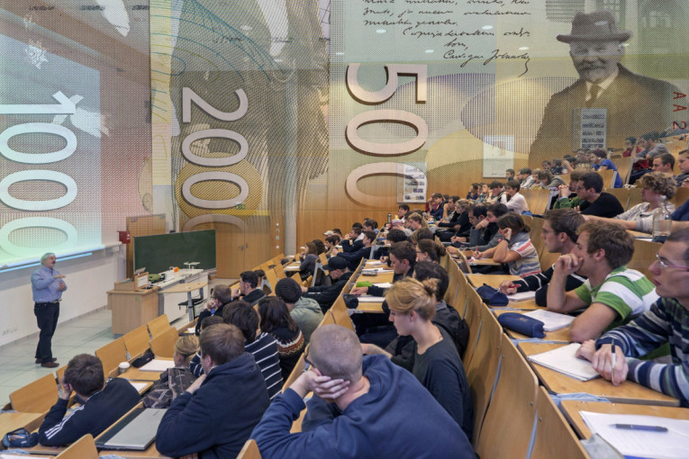 Ministarstvo prosvete izdalo važno saopštenje za studente!