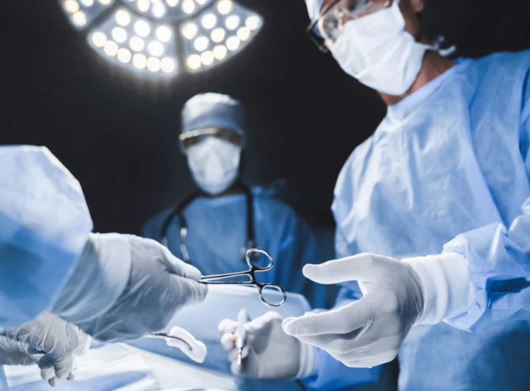 U Univerzitetskom kliničkom centru Vojvodine po prvi put uspešno izvedena epiduralna adhezioliza