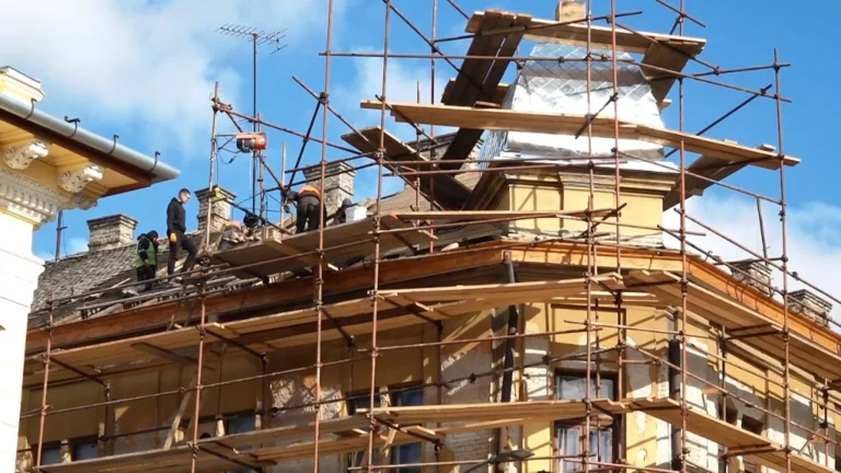 Rekonstrukcija krova na palati Titusa Mačkovića u Subotici