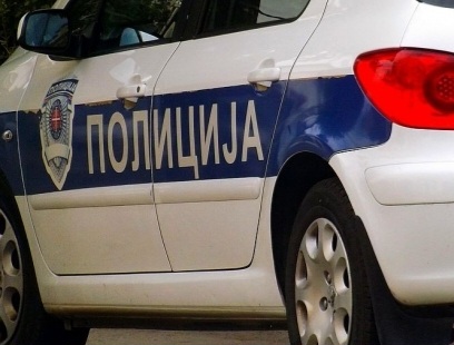 Otkrivena ilegalna proizvodnja marihuane – dve osobe privedene