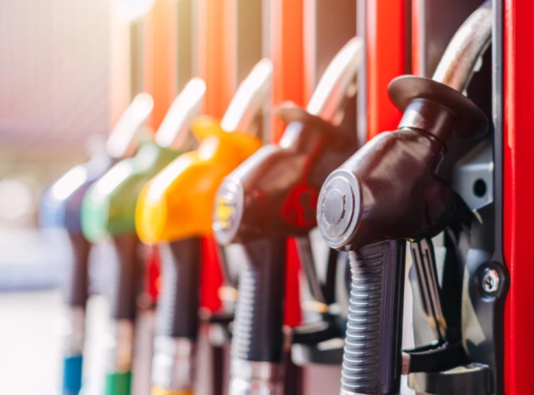 Bez promene cena benzina u narednih sedam dana, dizel skuplji za dinar